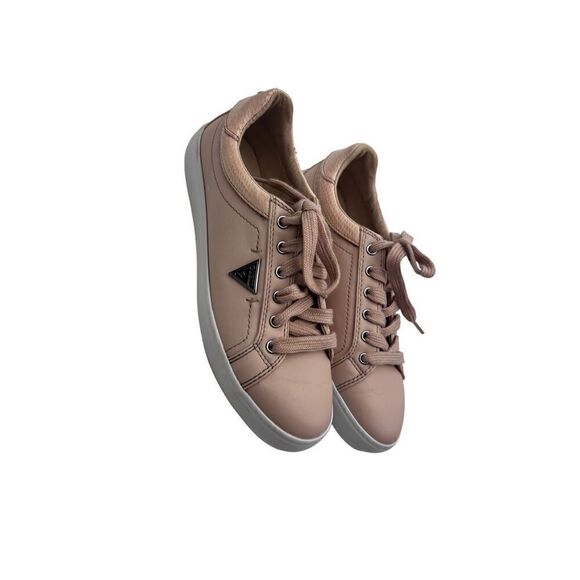 Guess   - Picture 6 of 10